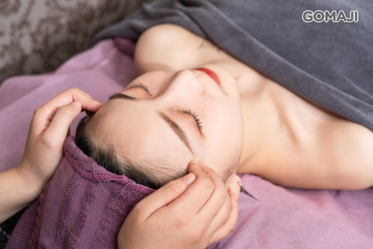 臉部拉提舒痠按摩