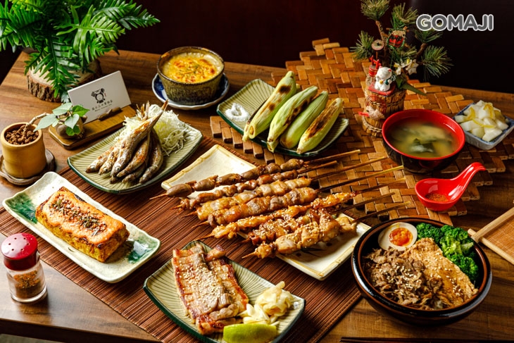 店小二の聚飽盒