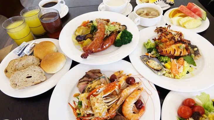 暑假專案！BBQ燒烤自助吧單人晚餐吃到飽