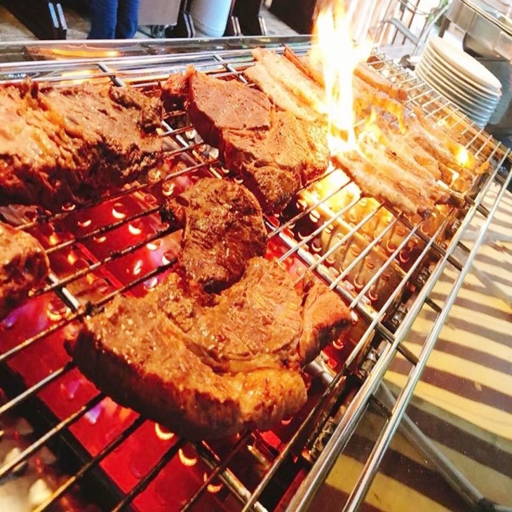 暑假專案！BBQ燒烤自助吧單人晚餐吃到飽