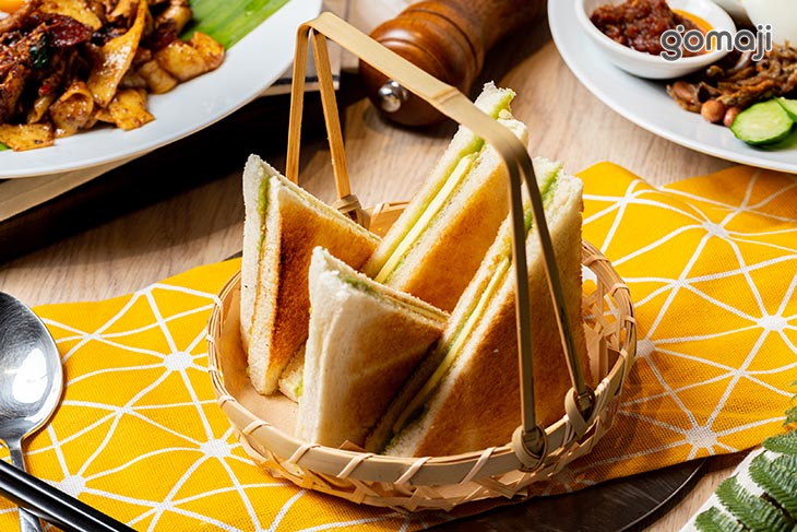 烘吐司配咖椰醬奶油(4片) 