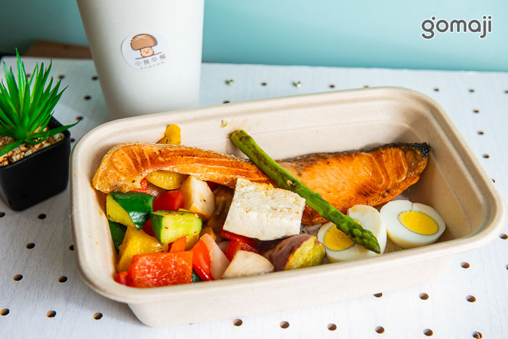 香煎鮭魚輕食飯盒