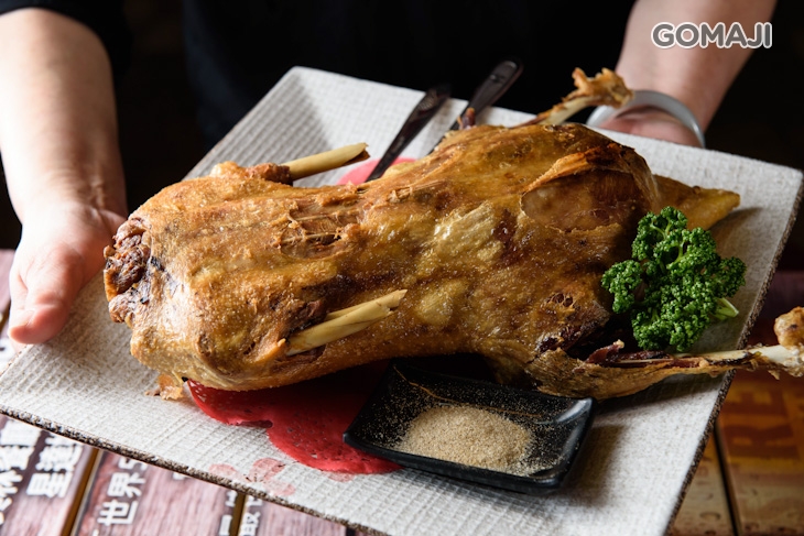 脆皮鴨(有全隻)(也有半隻)