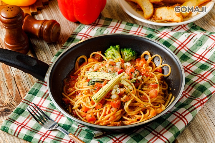 番茄時蔬義大利麵