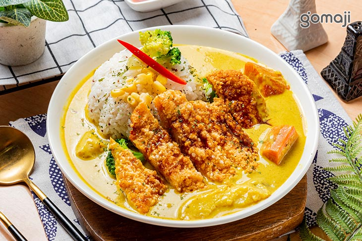 椰汁雞排咖哩飯