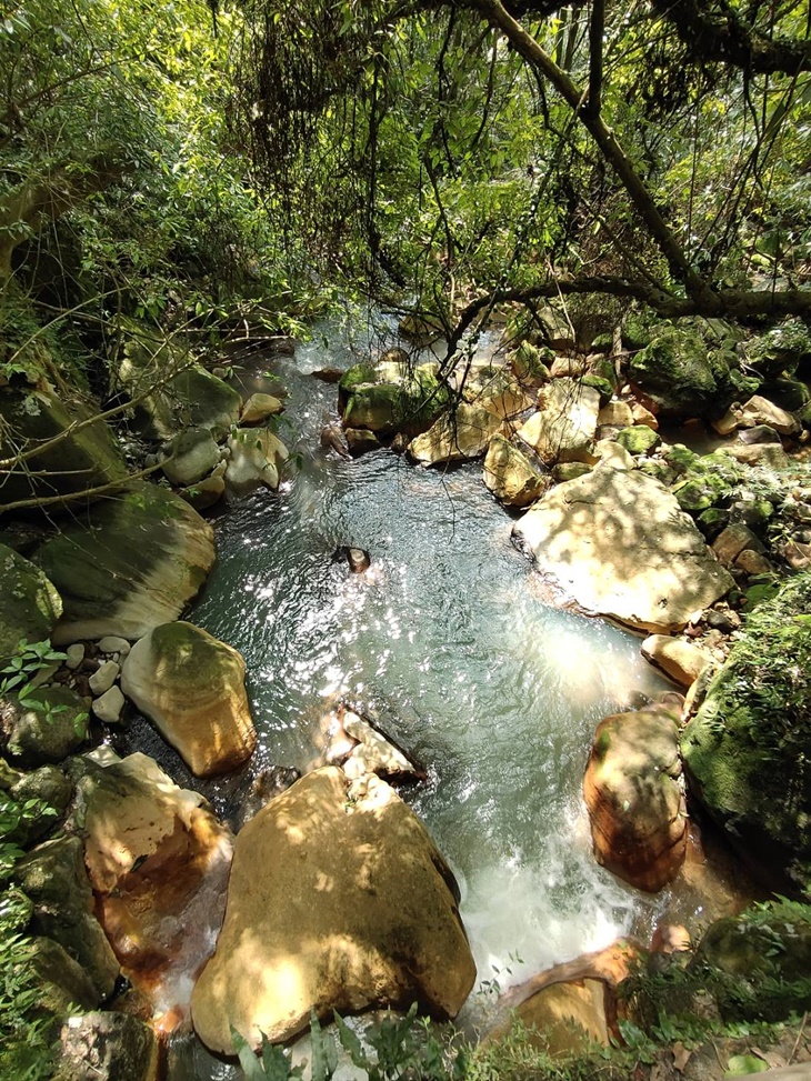 菁山熱門景點輕旅行(涓絲瀑布