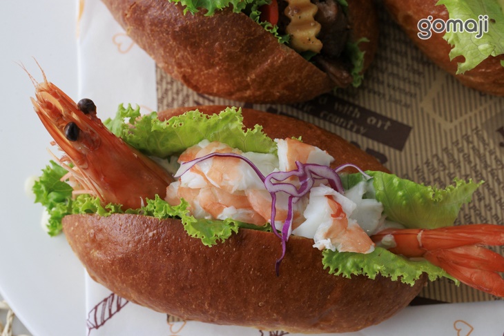 酪梨輕鬆蝦布里歐