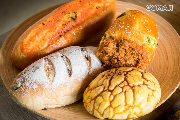 蔓越莓巧克力＆皇家菠蘿＆香蔥肉脯捲＆法式珍珠明太子