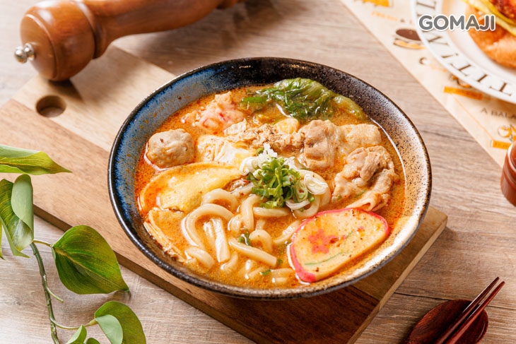 沙爹鍋燒豬肉麵