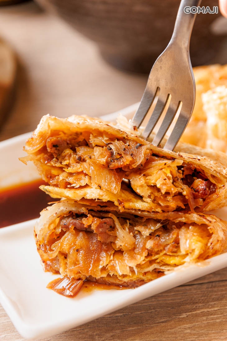 鐵板燒肉炸蛋餅