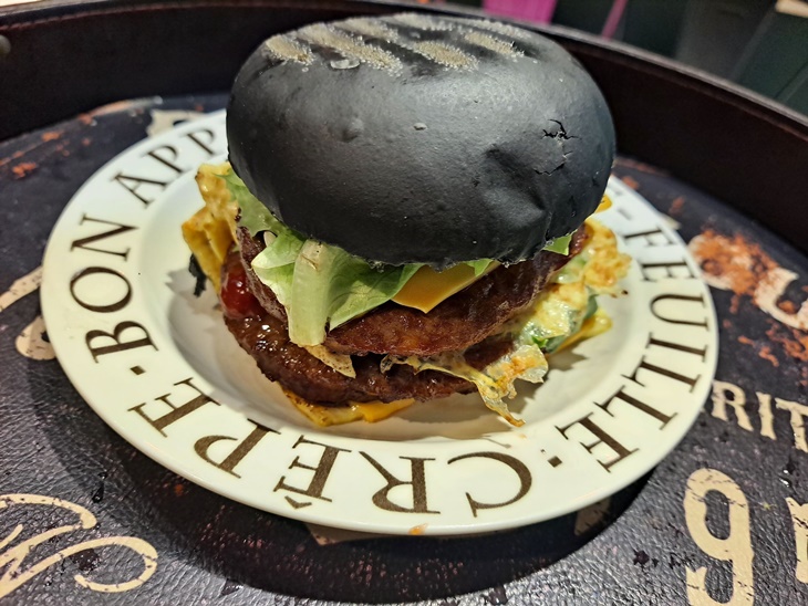 Double起司牛肉黑堡