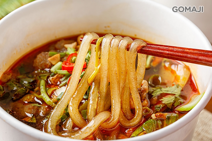 牛肉酸辣湯粉條