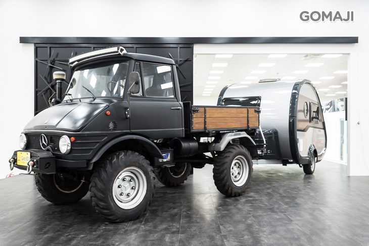 彎道AI汽車主題餐廳