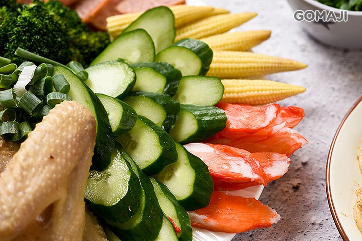 1號餐(半隻+5樣配菜)