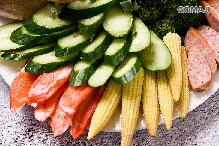 1號餐(半隻+5樣配菜)
