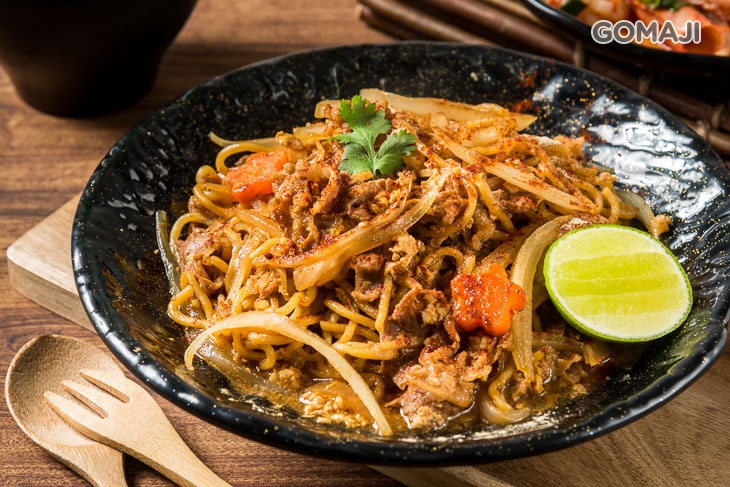 泰式牛肉炒麵