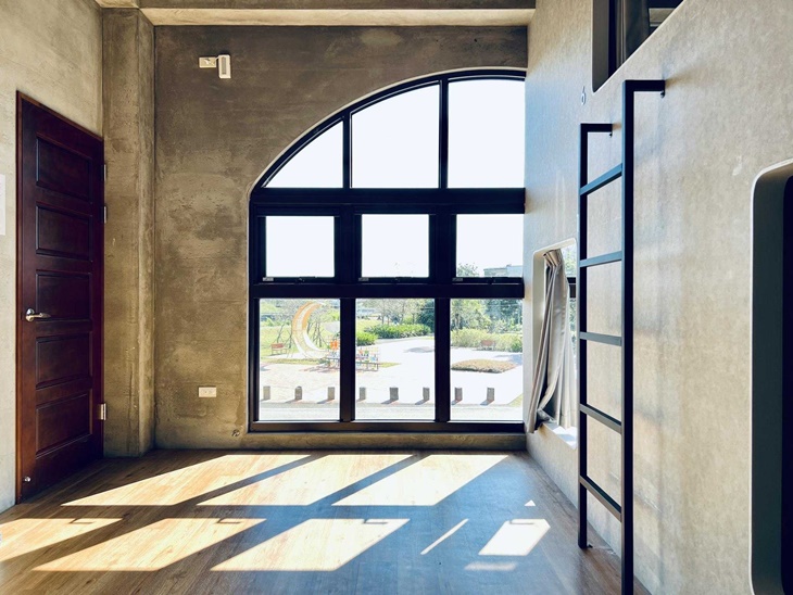 (女子/男子/混宿)單人床