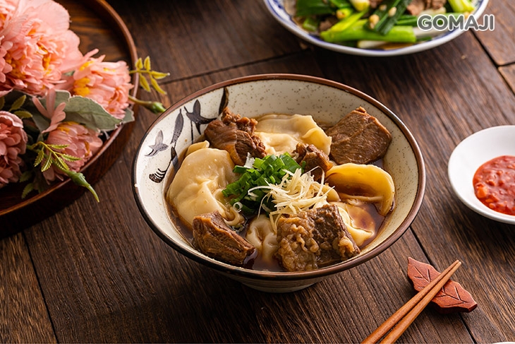 牛滷湯餃 