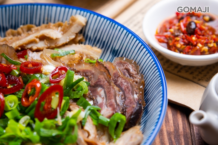 牛肚、牛肉、牛筋、牛腸