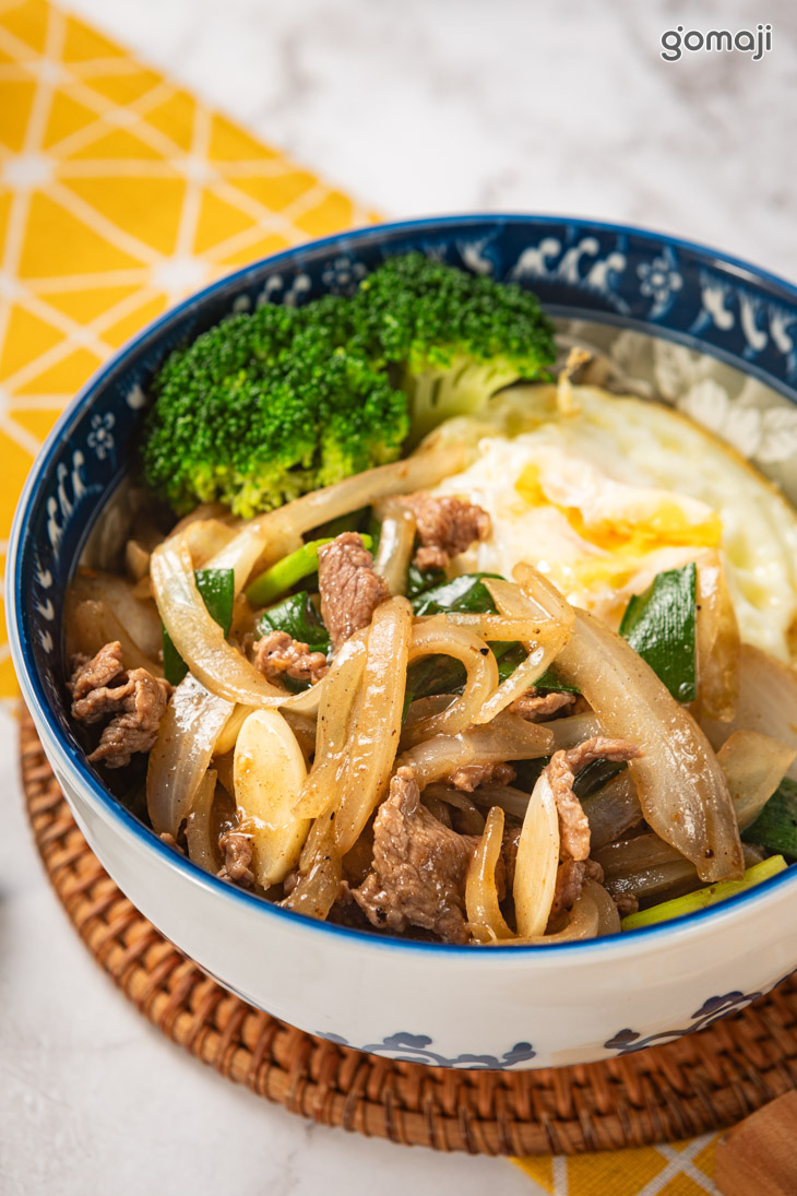 蔥爆牛肉蓋飯
