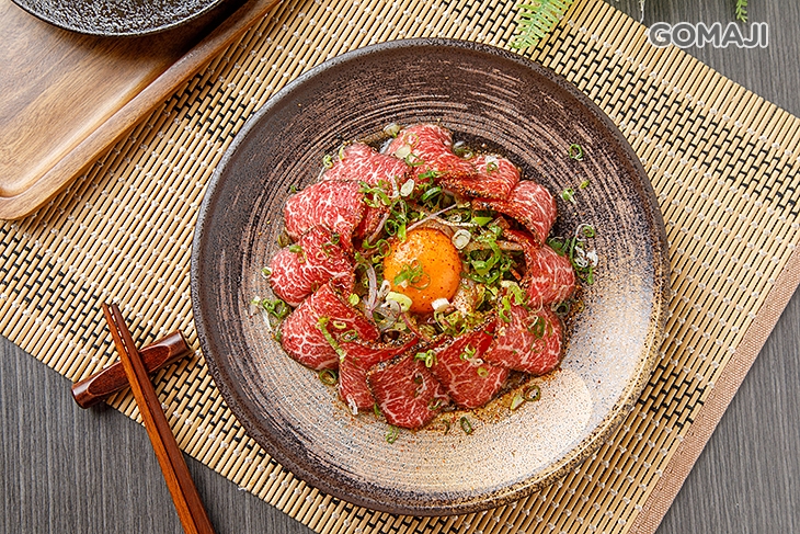 月見翼板生牛肉