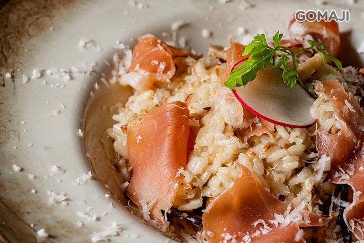 帕瑪火腿牛肝蕈菇燉飯