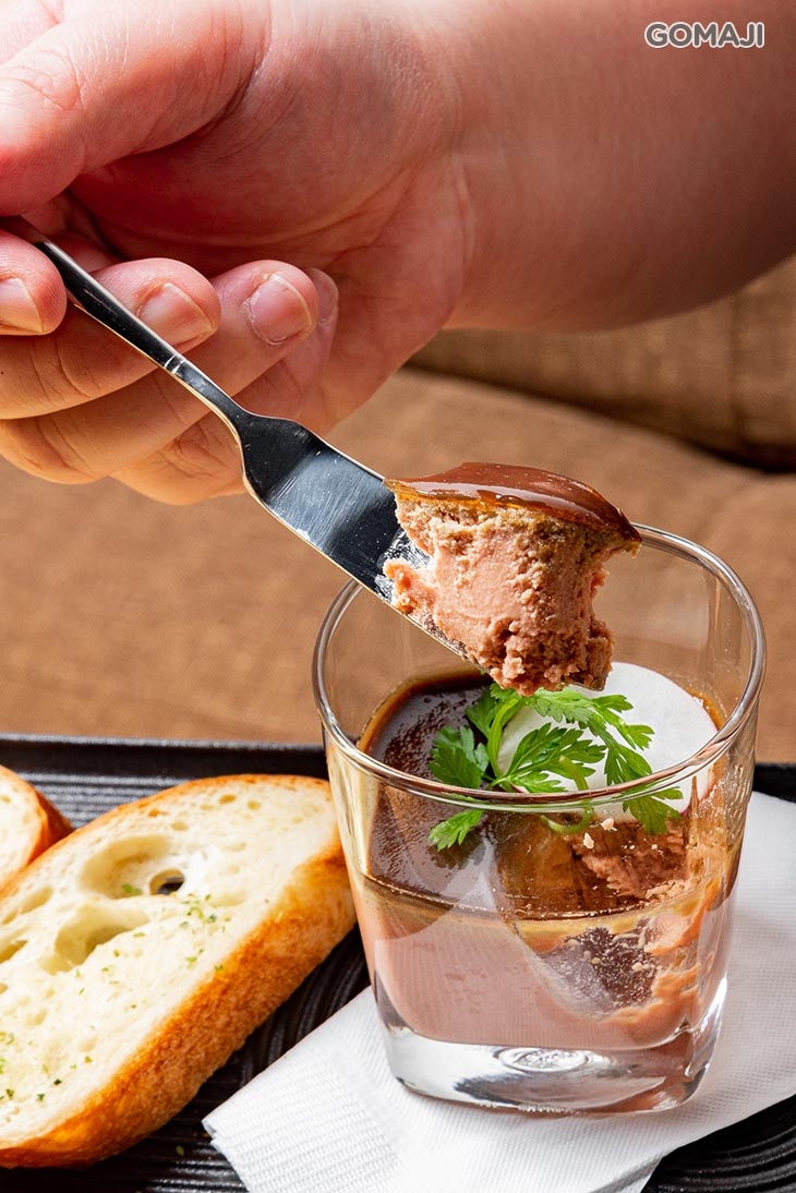 微醺雞肝醬麵包