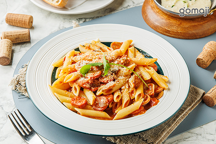 西班牙豬肉辣醬筆管麵