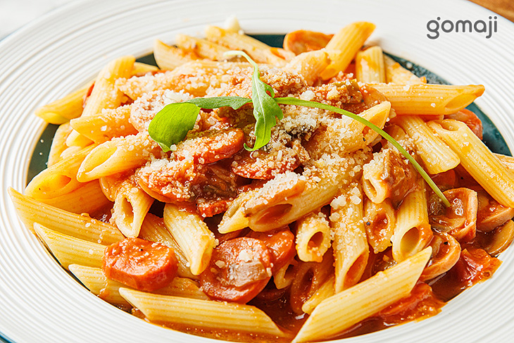 西班牙豬肉辣醬筆管麵