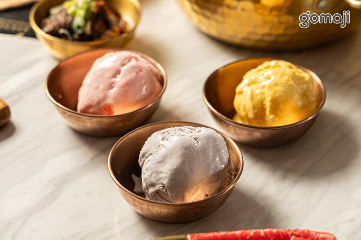 蔬食自助吧、醬料、飲品、冰淇淋自助吧無限供應