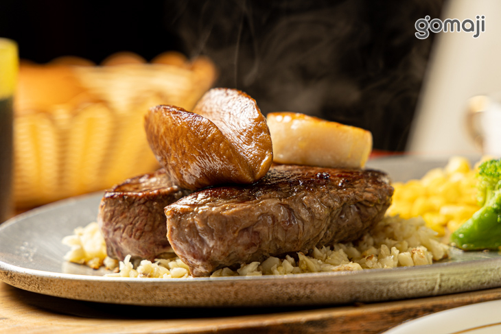 美國嫩煎牛排(12oz)+干貝鮑魚一份