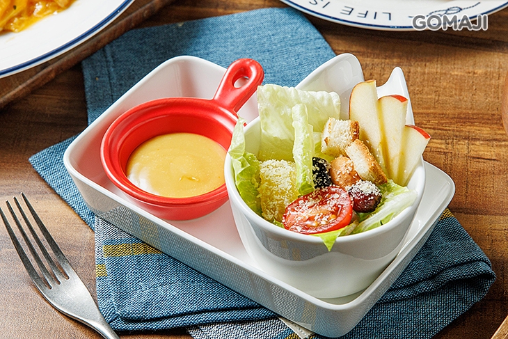 茉布里香煎嫩雞烤時蔬早午餐