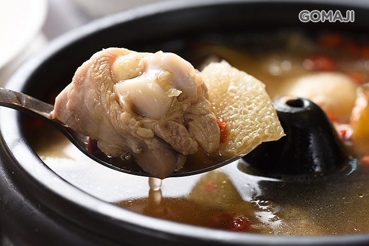 汽鍋雞湯一份