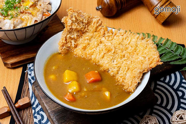 咖哩豬排丼