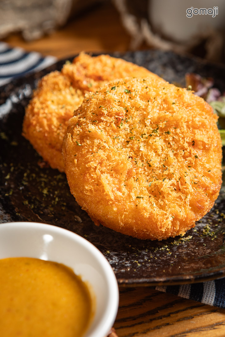 酥炸地瓜可樂餅