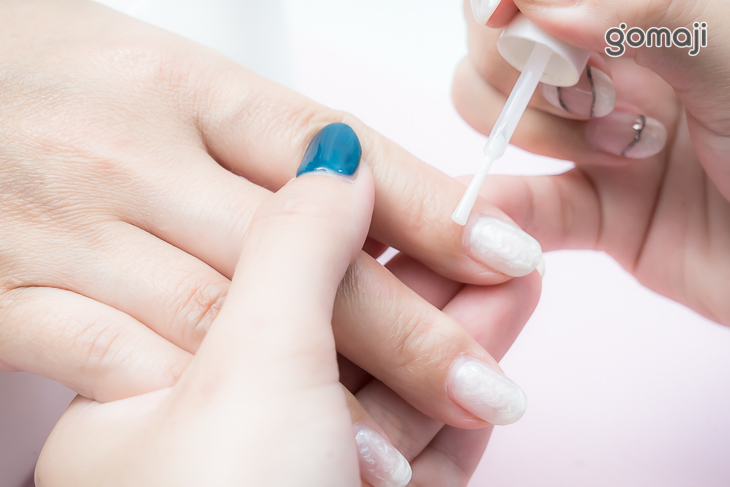 牛奶蜂蜜指緣油滋養