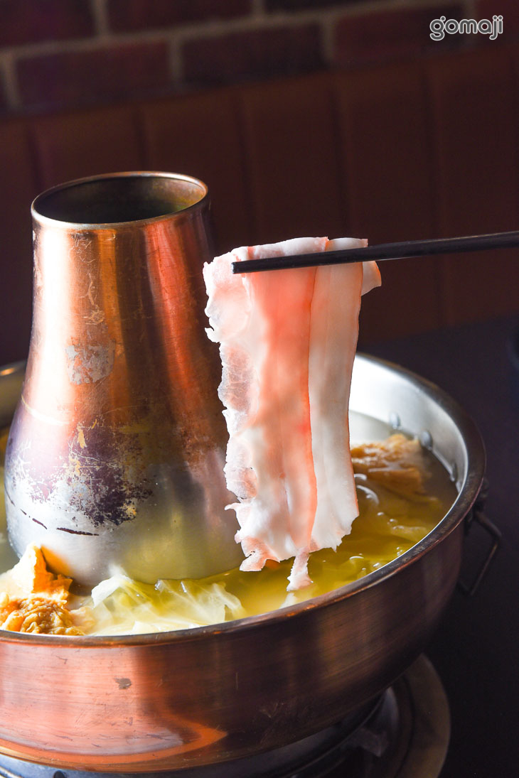 帶皮五花豬肉片