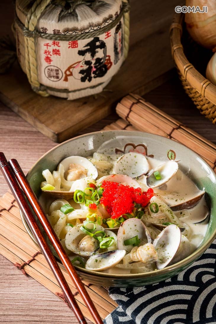 白醬蛤蜊明太子烏龍麵