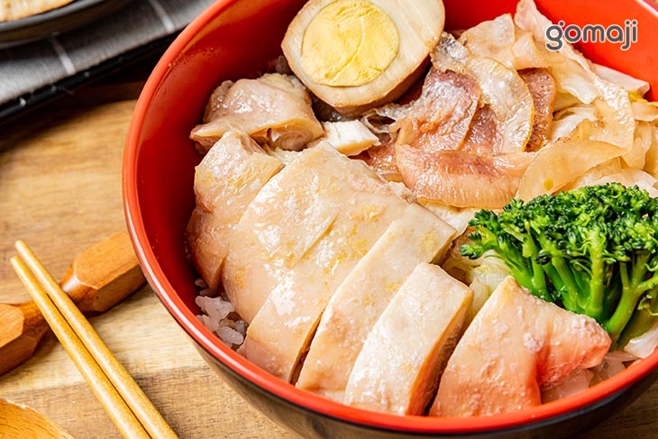鮮嫩雞腿排飯