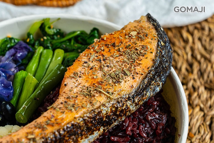 香煎羅勒嫩鮭魚