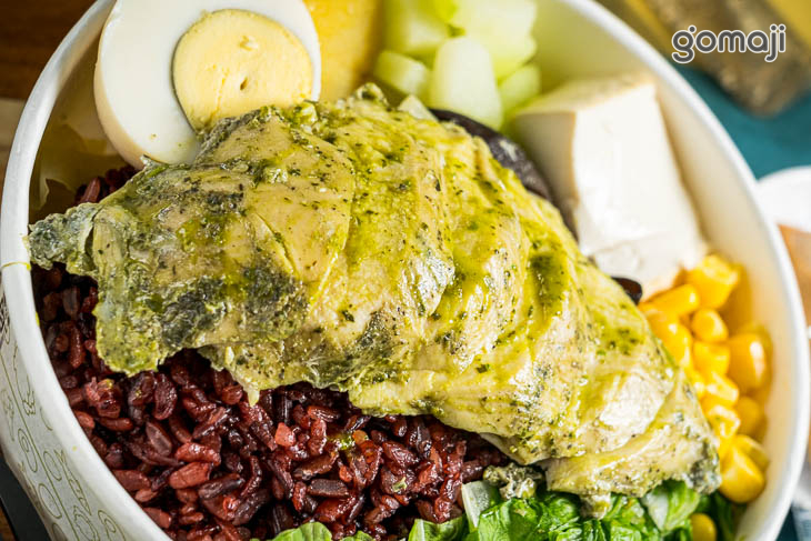 義大利羅勒青醬嫩雞胸