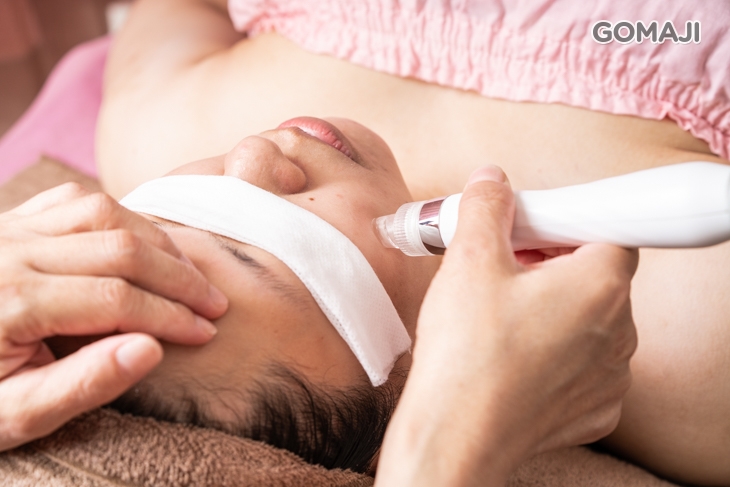 玫瑰精萃保濕導入喚膚嫩白肌