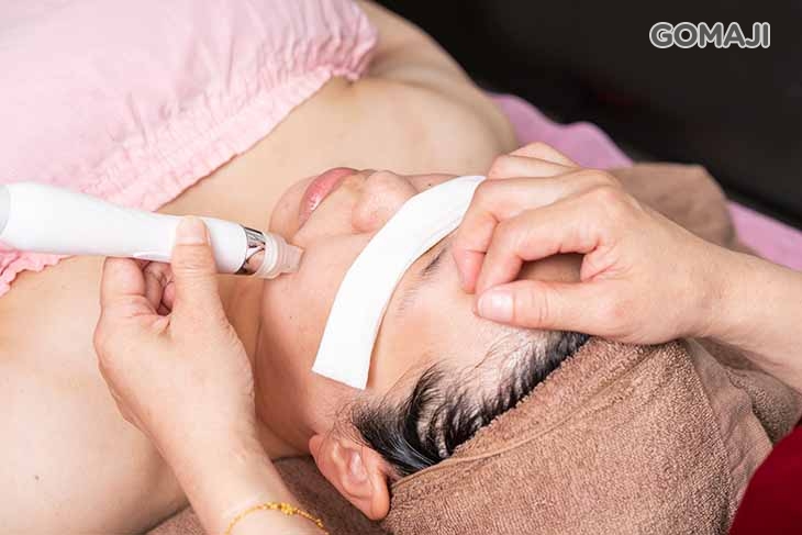 玫瑰精萃保濕導入喚膚嫩白肌