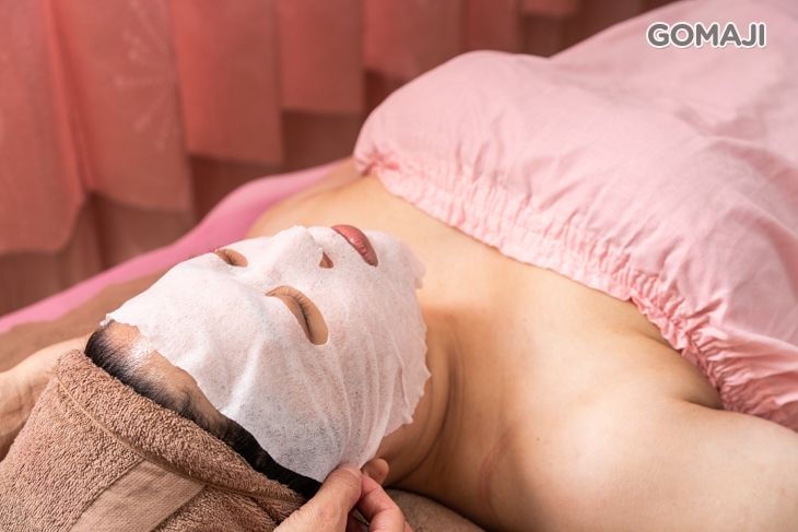 柔敏超保濕面膜(同時進行肩頸按摩+手部舒痠按摩)