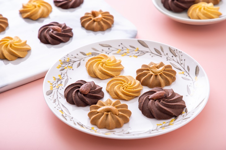 奶酥曲奇 + 巧克力杏仁曲奇