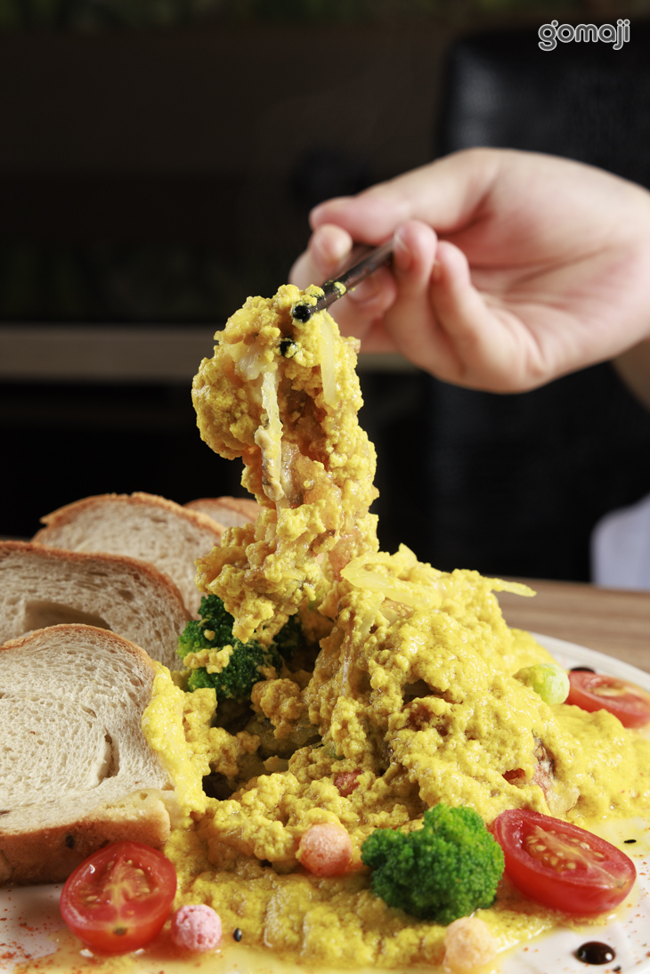 咖哩軟殼蟹麵包