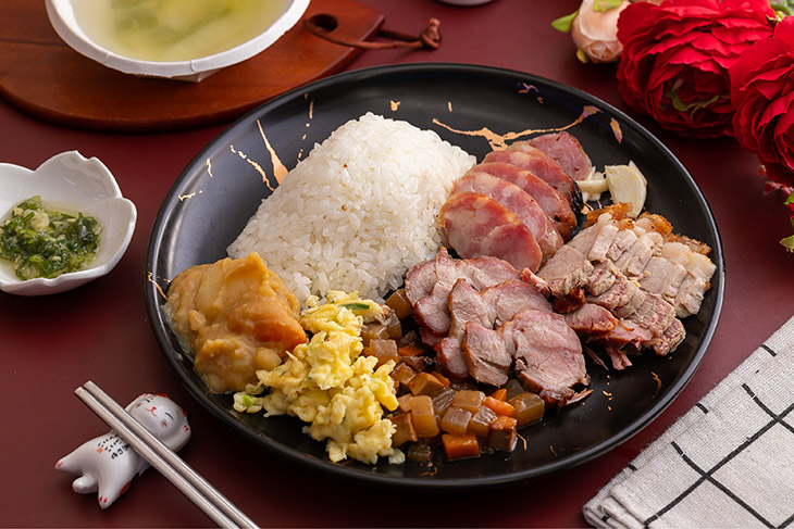 蒜味香腸/蜜汁叉燒/脆皮燒肉