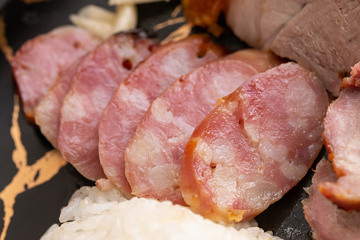 蒜味香腸/蜜汁叉燒/脆皮燒肉