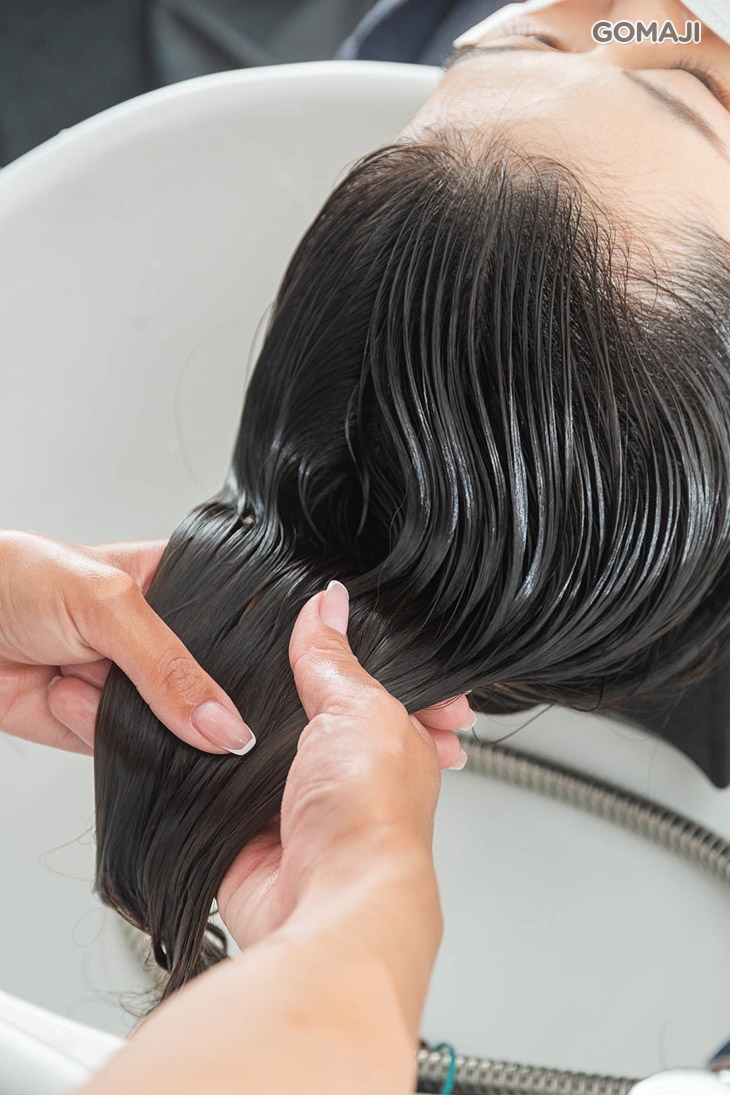 歌德式輕透水嫩護髮