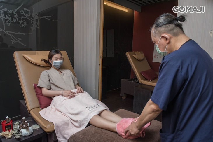 精油乳液足底按摩